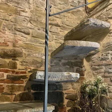 Biologico Castello Della Pieve Szálloda 3*