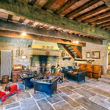 ホテル Biologico Castello Della Pieve